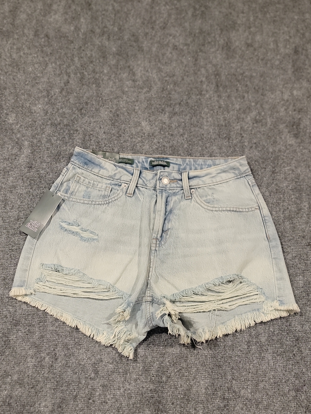 Wild Fable Mid-Rise Curvy Distressed Women's Denim Shorts Size 4 NWT